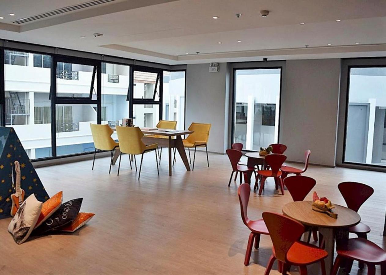 Ferienwohnung The Base Infinity Pattaya Exterior foto